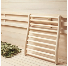 Dřevěná sauna s lehátkem a březovým vějířem