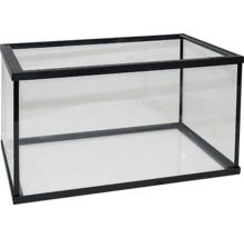 Prázdné skleněné terárium s černým rámem