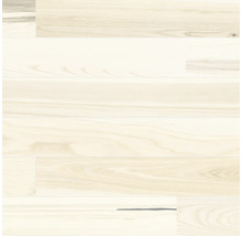 Světlá dřevěná podlaha s kresbou.