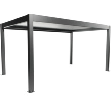 Pergola se střešní konstrukcí a podpůrnými sloupky