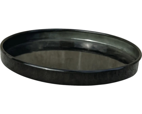 Černá miska na rostliny