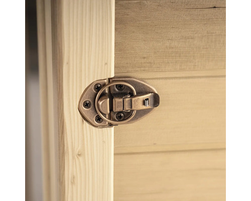 Detail otočného závěru na dřevěných dveřích