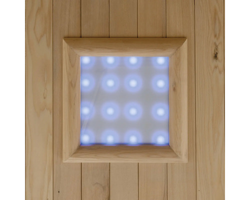 Detail sauny s integrovaným osvětlením