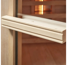 Dřevěná rukojeť na dveřích sauny