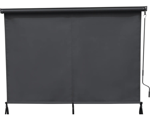 Šedá roleta na ochranu soukromí s klikovým mechanismem.