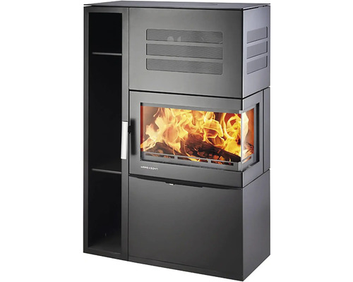 Krbová kamna s úložným prostorem na dřevo a ohněm v topeništi