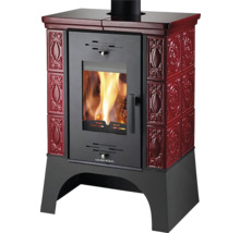 Kamna na dřevo s prosklenými dvířky a dlaždicemi