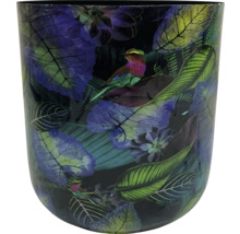 Květináč se vzorem ptáků a rostlin