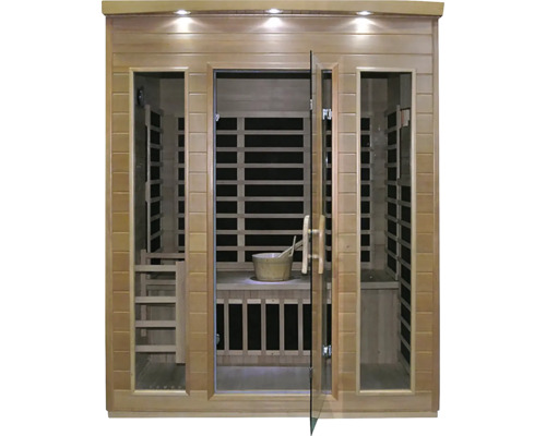 Dřevěná sauna se skleněnými dveřmi a vnitřním osvětlením