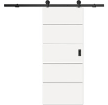 Posuvné dveře s vodorovnými liniemi a posuvným kováním