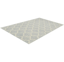 Koberec s květinovým vzorem