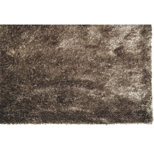 Detail koberce s vysokým vlasem