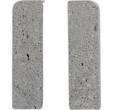 Dva betonové dlažební kameny