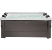 MSpa vířivka s dřevěným obkladem a vodní hladinou