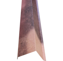 Kovový rohový profil pro dekoraci stěn