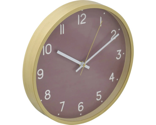 Nástěnné hodiny s dřevěným rámem a ciferníkem