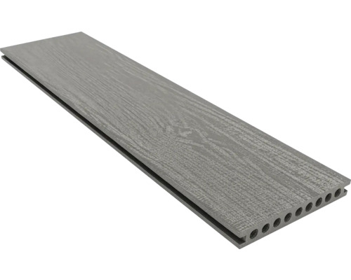 Terasa z kompozitního materiálu s dutými komorami