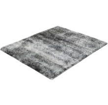 Kusový koberec s vysokým vlasem se vzorem