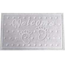 Rohožka s nápisem Vítejte a otiskem dětské nohy