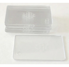 Stoh průhledných plastových desek