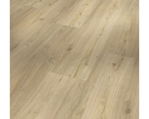 Položené podlahové panely s dřevěnou strukturou