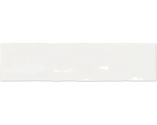 Bílá keramická dlaždice na stěnu a podlahu