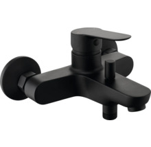 Černá vanová baterie s jednou pákou.