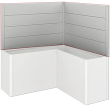 Rohová vana s panelovým obkladem a zadní stěnou