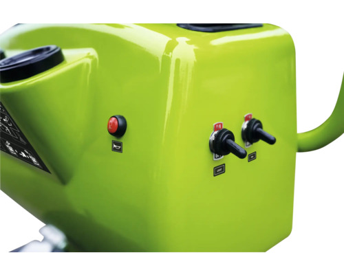 Detail ovládacích prvků motorového zařízení