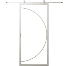 Posuvné dveře s kovovým rámem a půlkruhovým designem