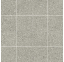 Uspořádání šestnácti podlahových dlaždic s kamennou strukturou