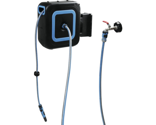 Naviják na zahradní hadici s přípojkou na vodovodní kohoutek