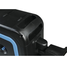 Detailní pohled na buben s hadicí pro zavlažování zahrady