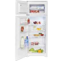 Otevřená lednice plná potravin