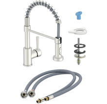 Kuchyňská baterie s hadicí sprchy a instalačním materiálem