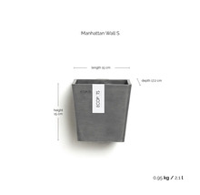 Nástěnný květináč Ecopots Manhattan Wall S, výška 15 centimetrů, délka 15 centimetrů, hloubka 17,2 centimetrů, váha 0,95 kilogramů, objem 2,1 litru.