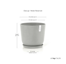Květináč Ecopots Oslo 35 s miskou, zásobník vody. Výška 30,5 centimetrů, vnější průměr 35 centimetrů, objem 21,7 litrů.