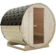 Sudová sauna z dřeva s dveřmi a střešními šindeli