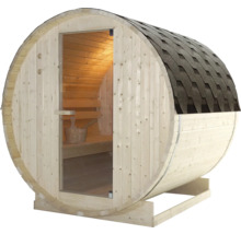 Sudová sauna se skleněnými dveřmi a bituminózními šindeli