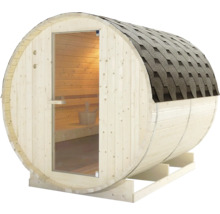 Sudová sauna ze dřeva se skleněnými dveřmi a bitumenovým střešním šindelem