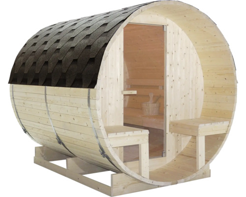 Sudová sauna ze dřeva se střešními šindeli a skleněnými dveřmi