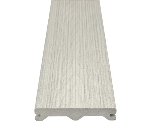 Terasa z kompozitního materiálu