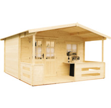 Dřevěný zahradní domek s krytou verandou a okny