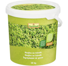 Hnojivo na trávník v kbelíku o hmotnosti 10 kilogramů