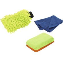 Sada čisticích prostředků skládající se z mycího kartáče, houby a hadříku