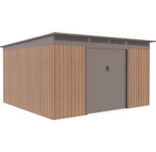 Moderní zahradní domek se stěnami v dekoru dřeva, šedou plochou střechou a širokými dveřmi.