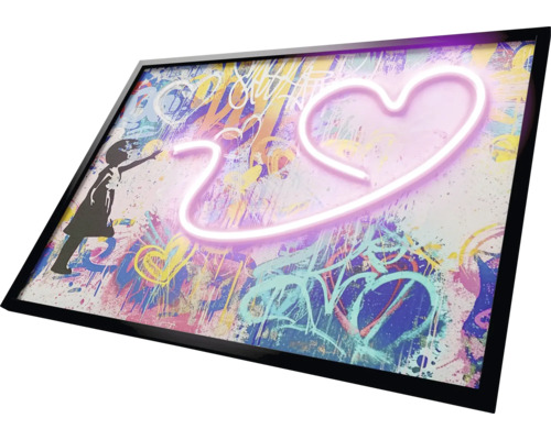 Dekorativní obraz s graffiti a neonovým srdcem v rámu