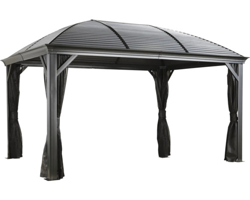 Zahradní pavilon se střechou a závěsy