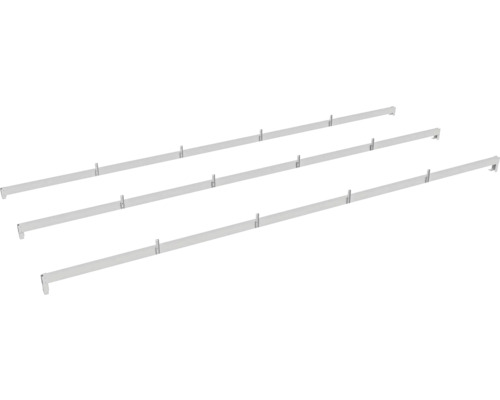 Tři stříbrné kovové lišty s upevňovacími klipy pro rozdělení zásuvek nebo regálové systémy