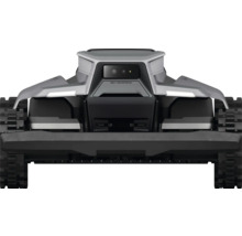 Pohled zezadu na robotickou sekačku s pásovým pohonem